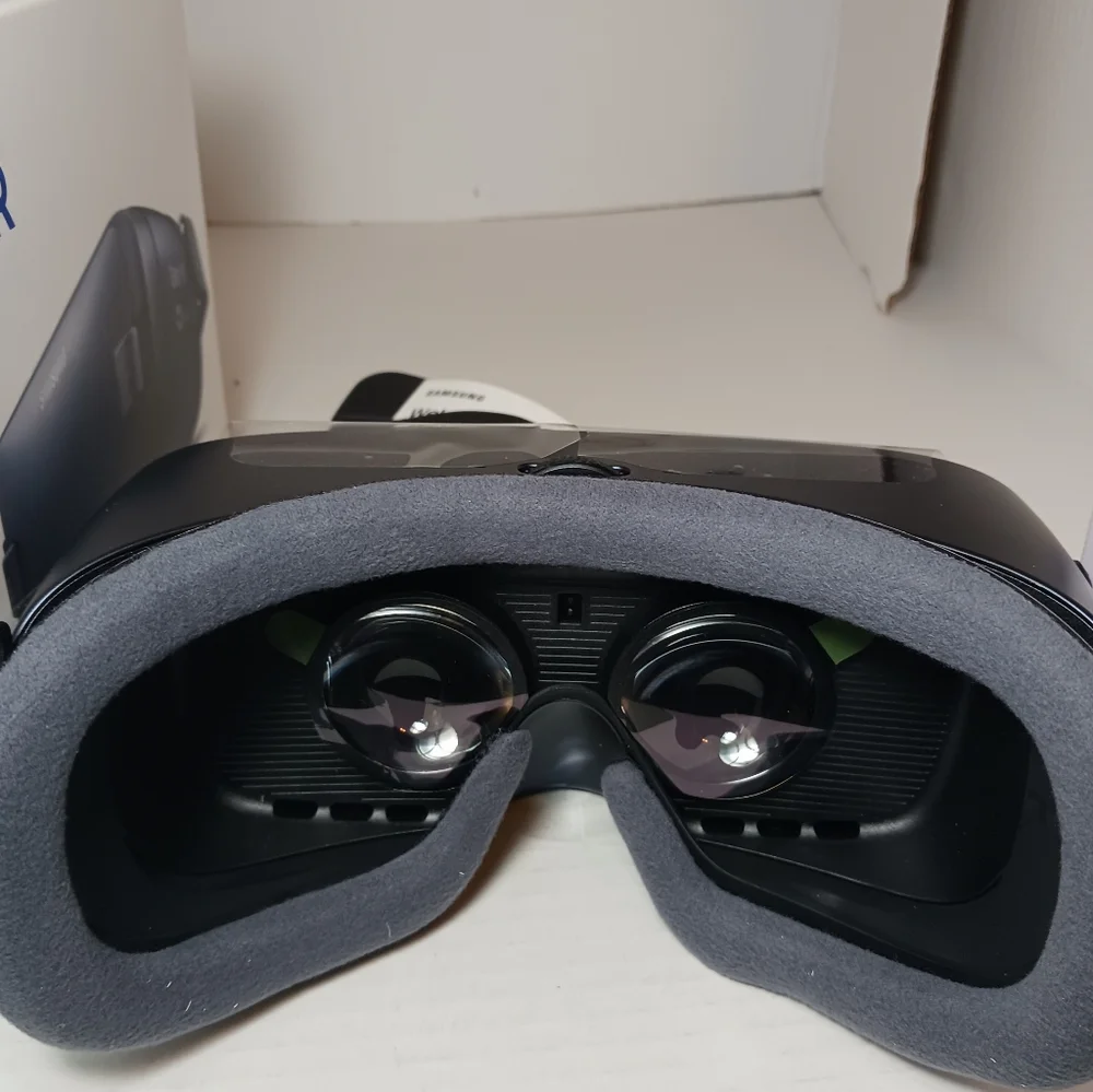 Samsung oculus vr headset